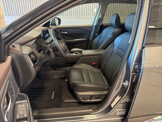 Certified 2023 Nissan Rogue SL w/ SL Premium Package AWD/4WD image 10
