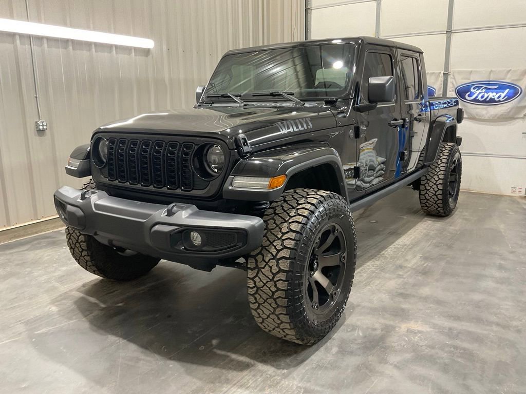 Used 2024 Jeep Gladiator Willys image 3