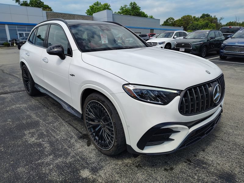 Used 2025 Mercedes-Benz GLC 43 AMG 4MATIC image 3