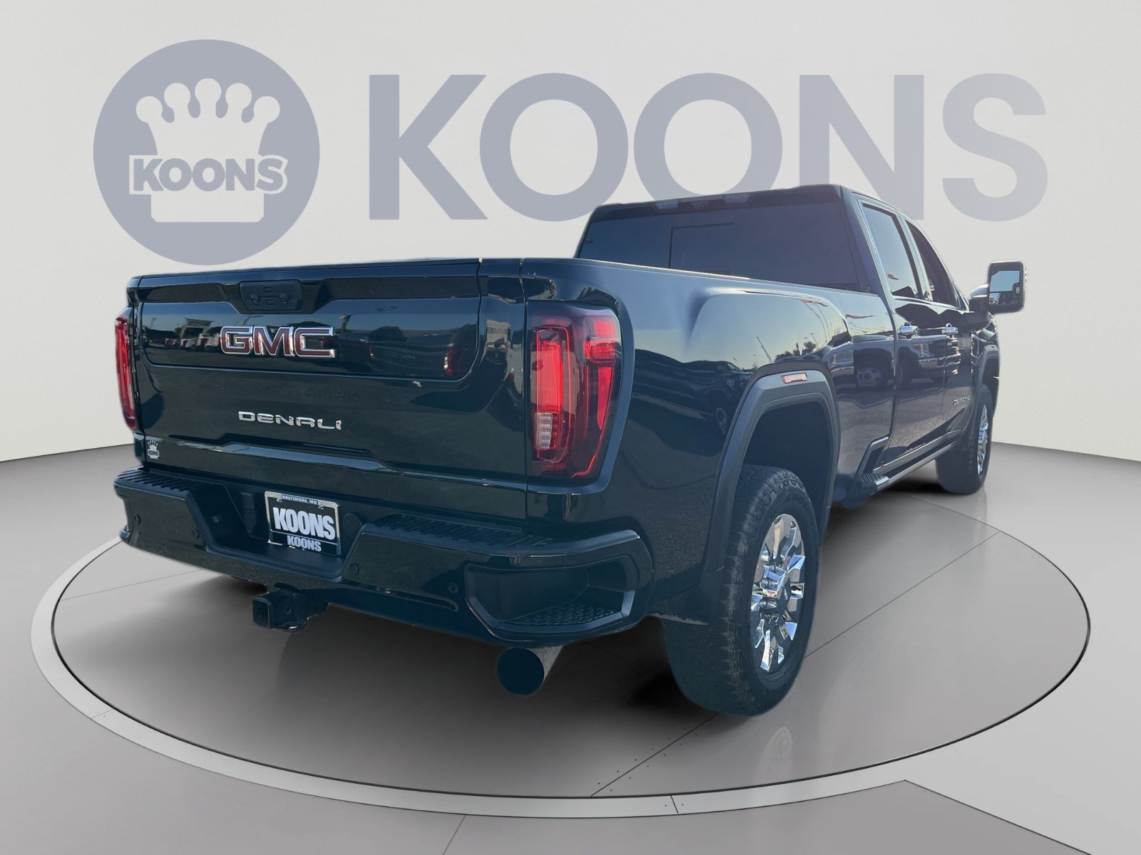 Used 2022 GMC Sierra 3500 Denali w/ Denali Ultimate Package AWD/4WD image 7
