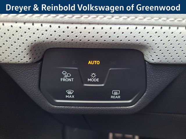 New 2025 Volkswagen Atlas Cross Sport SEL Premium R-Line image 28