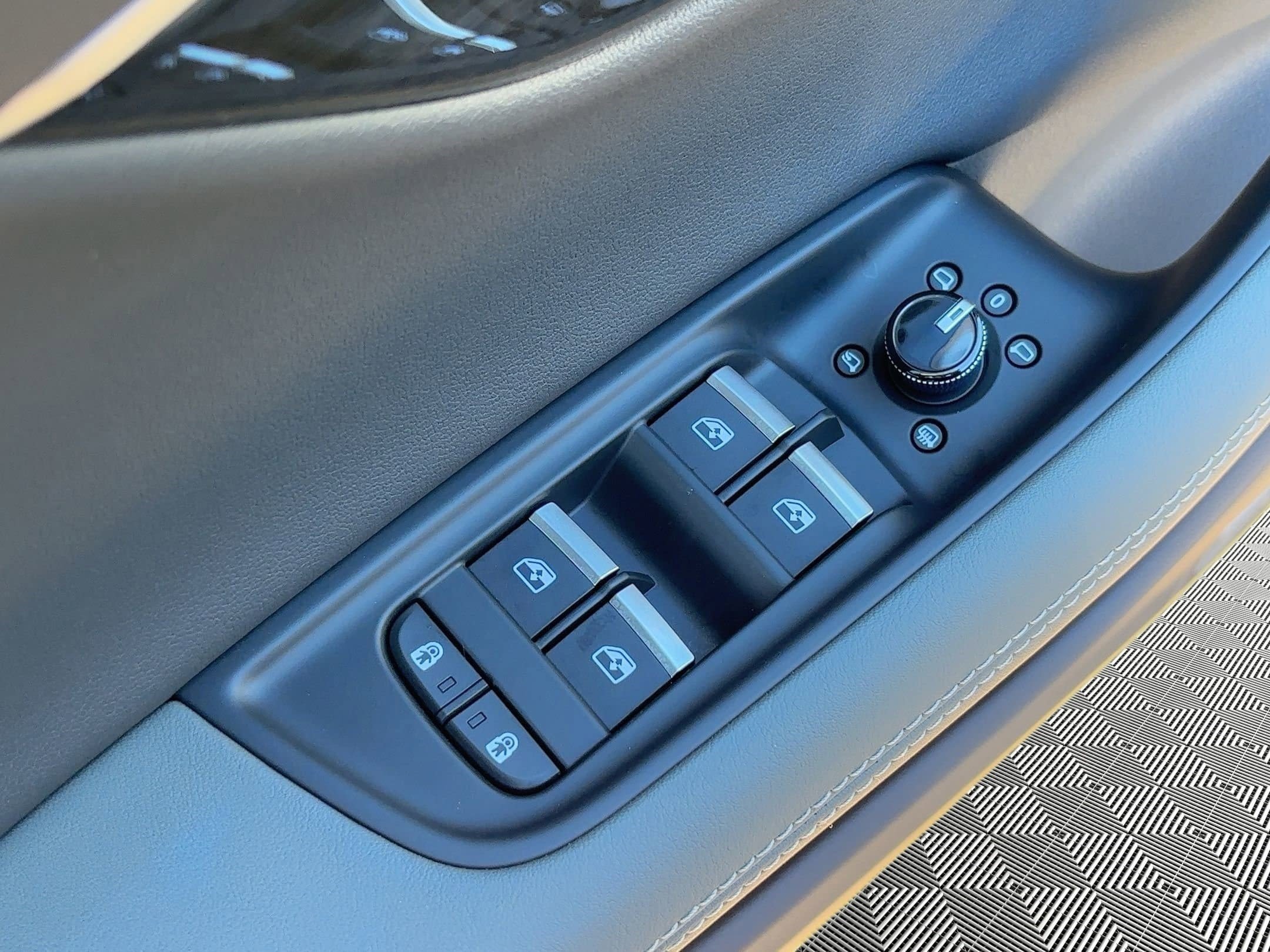 New 2026 Audi Q7 3.0T Premium Plus AWD/4WD image 12