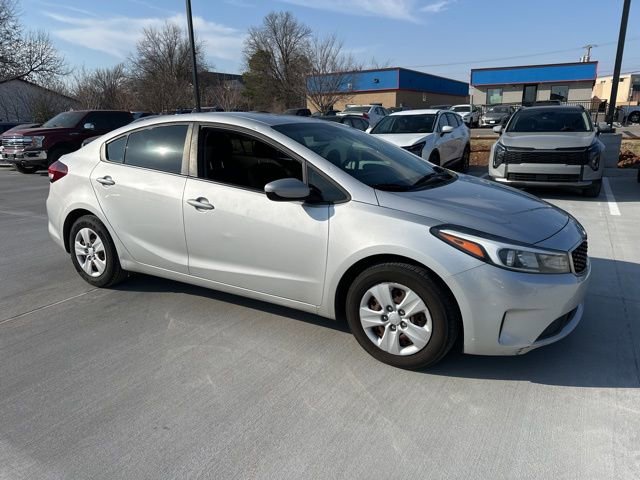 Used 2018 Kia Forte LX w/ LX Popular Package image 15