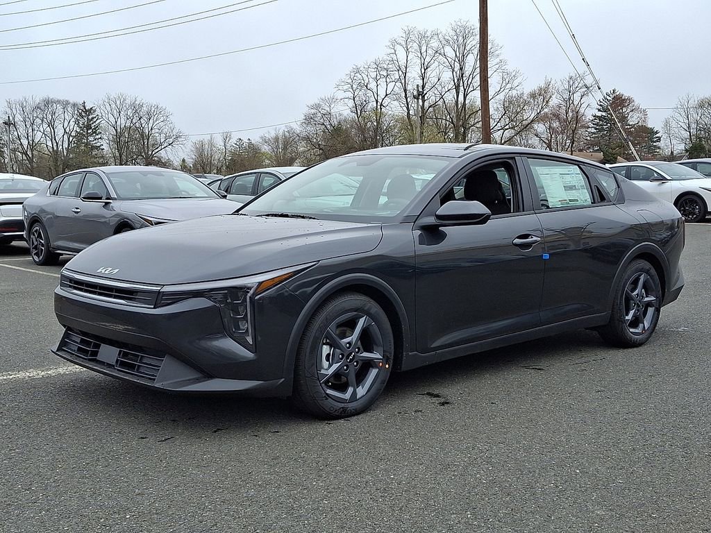 New 2026 Kia K4 FWD image 2