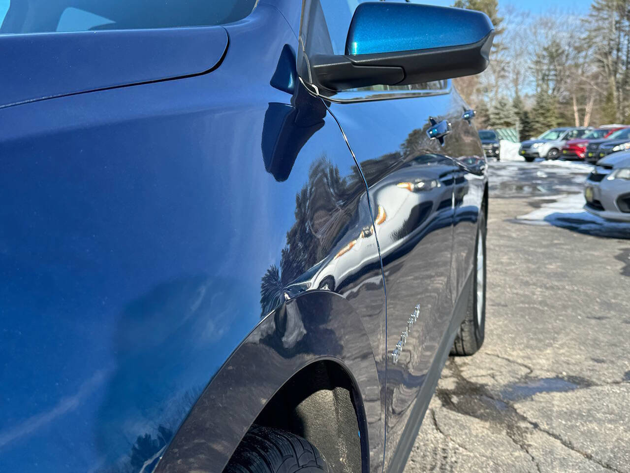 Used 2019 Chevrolet Equinox LT FWD image 12