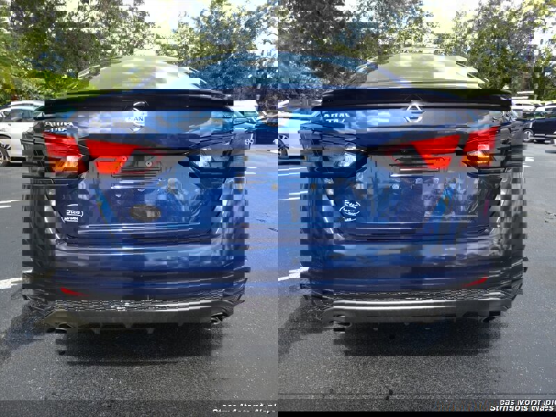 Used 2019 Nissan Altima 2.5 SR image 12