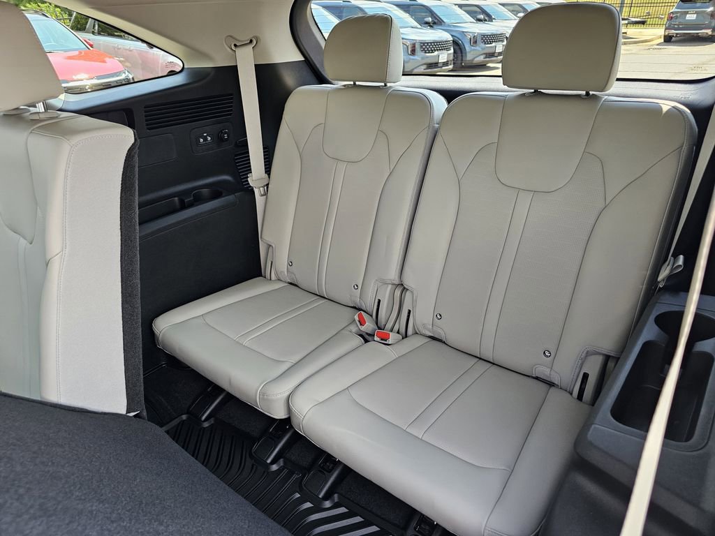 Used 2025 Kia Sorento S w/ Panoramic Sunroof Package image 35