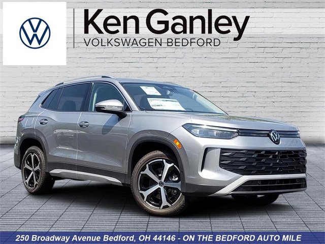 New 2025 Volkswagen Tiguan SE