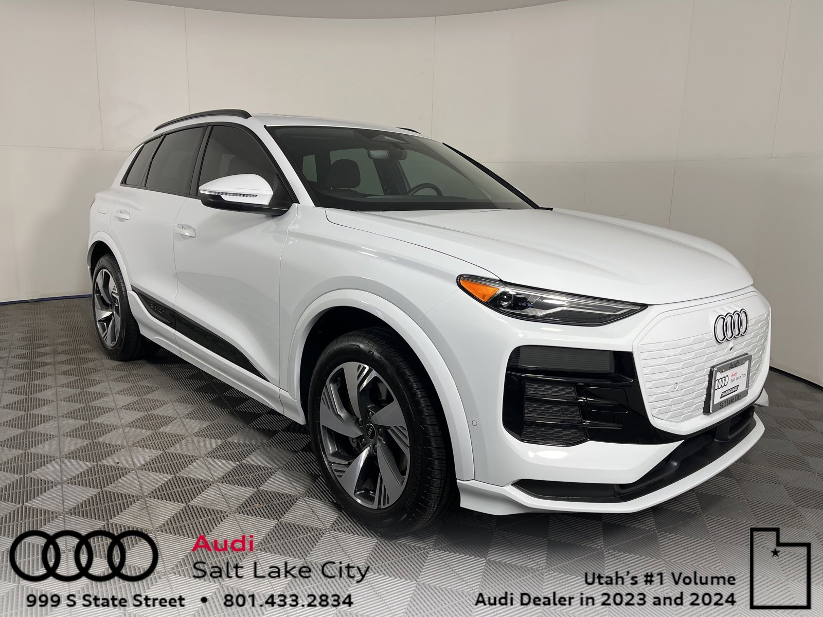 Certified 2025 Audi Q6 e-tron Premium w/ Convenience Package