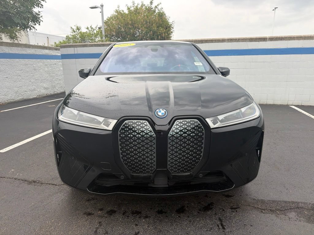 Used 2025 BMW iX M60 AWD/4WD image 8
