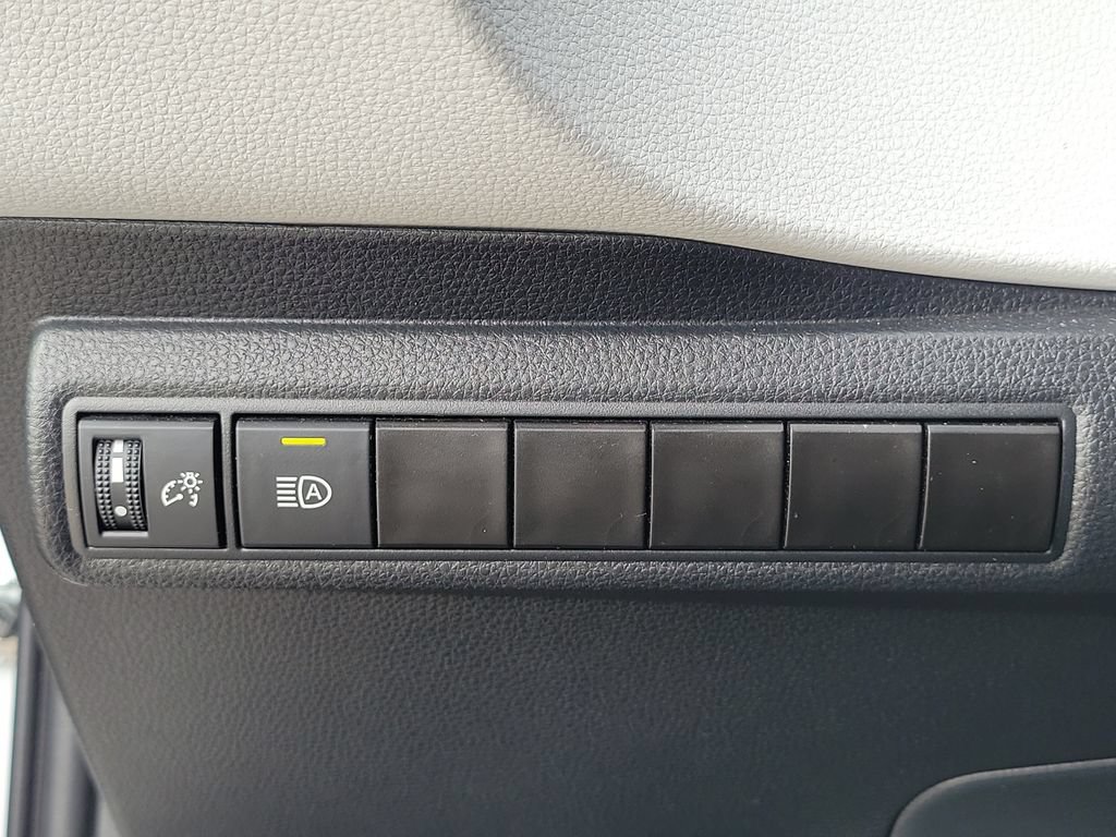 Used 2023 Toyota Corolla SE FWD image 26