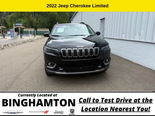 Used 2022 Jeep Cherokee Limited w/ Elite Package AWD/4WD image 3