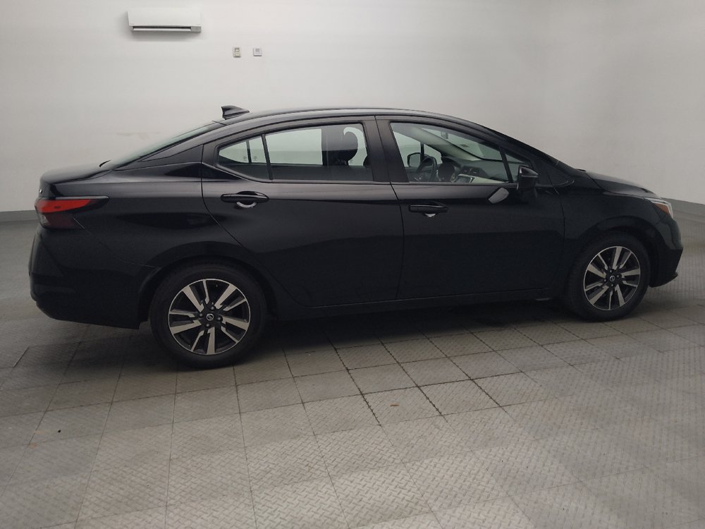 Used 2021 Nissan Versa SV FWD image 10