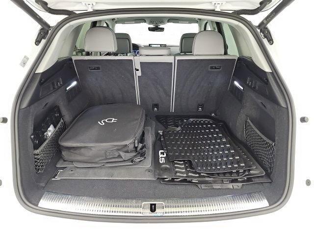 Used 2022 Audi Q5 e Prestige image 32