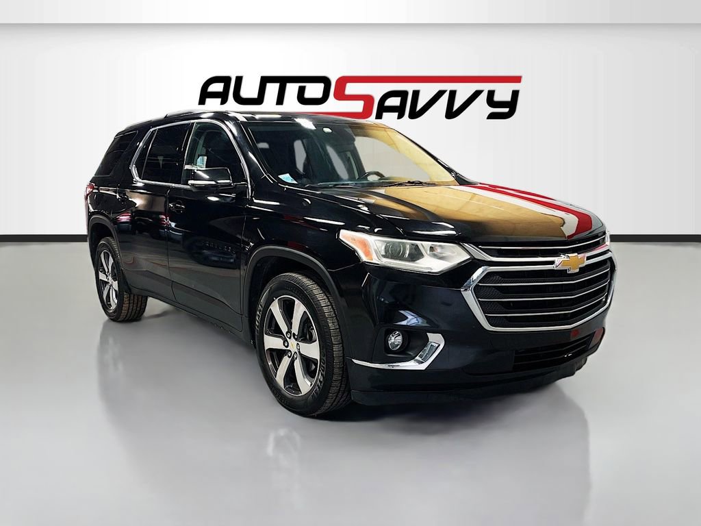 Used 2019 Chevrolet Traverse LT w/ LT Premium Package AWD/4WD image 1