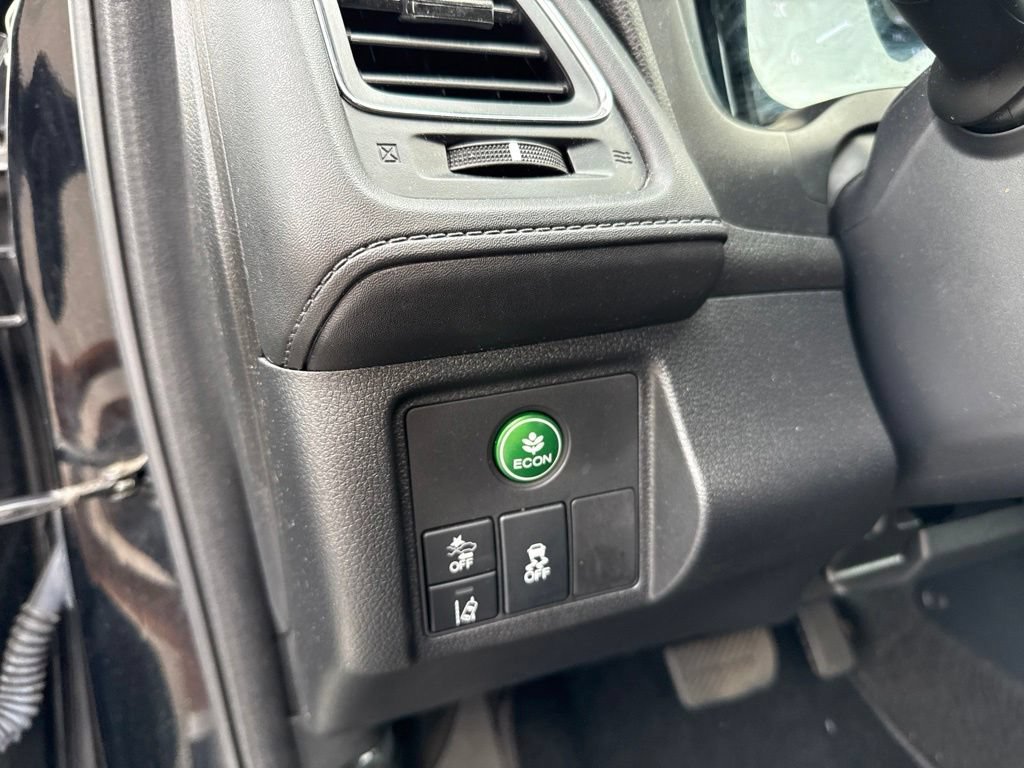Used 2022 Honda HR-V EX-L image 16