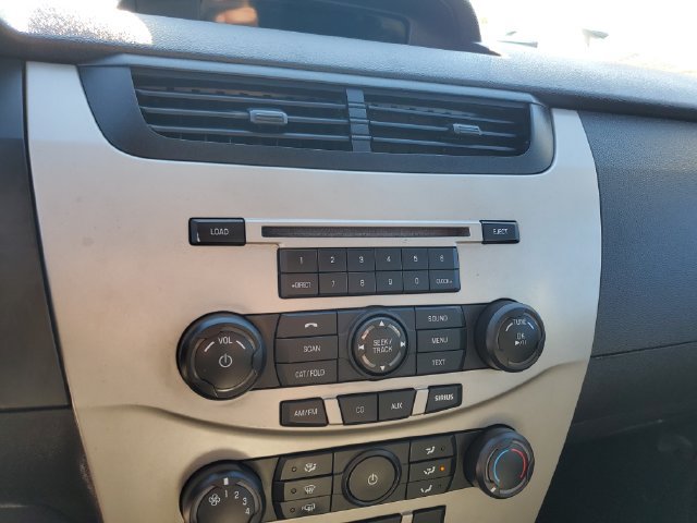 Used 2008 Ford Focus SES FWD image 26
