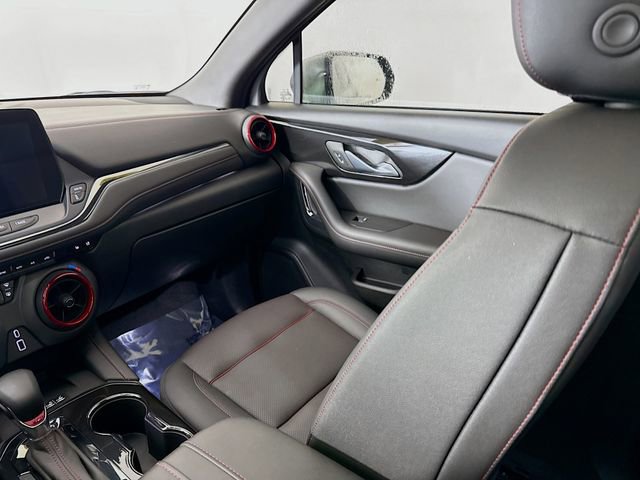 Used 2024 Chevrolet Blazer RS w/ Driver Confidence II Package image 28