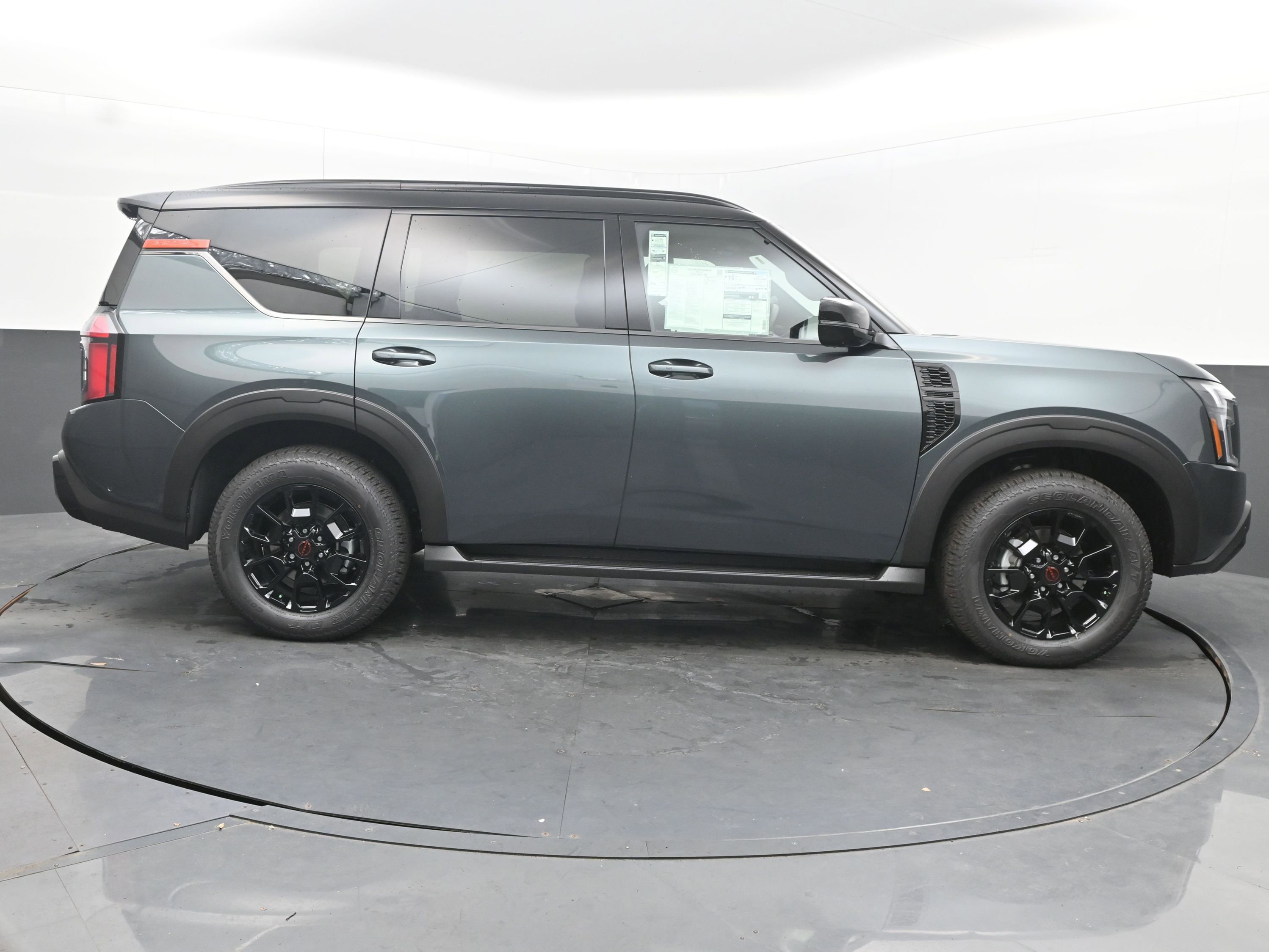 New 2025 Nissan Armada PRO-4X image 8