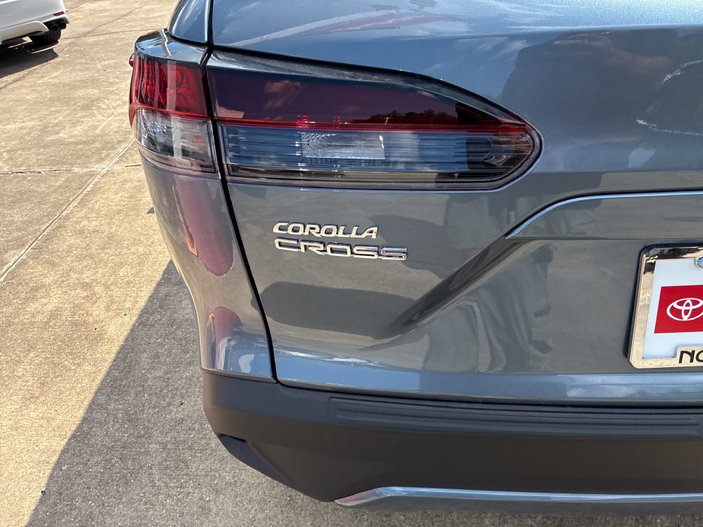 New 2026 Toyota Corolla Cross L FWD image 6