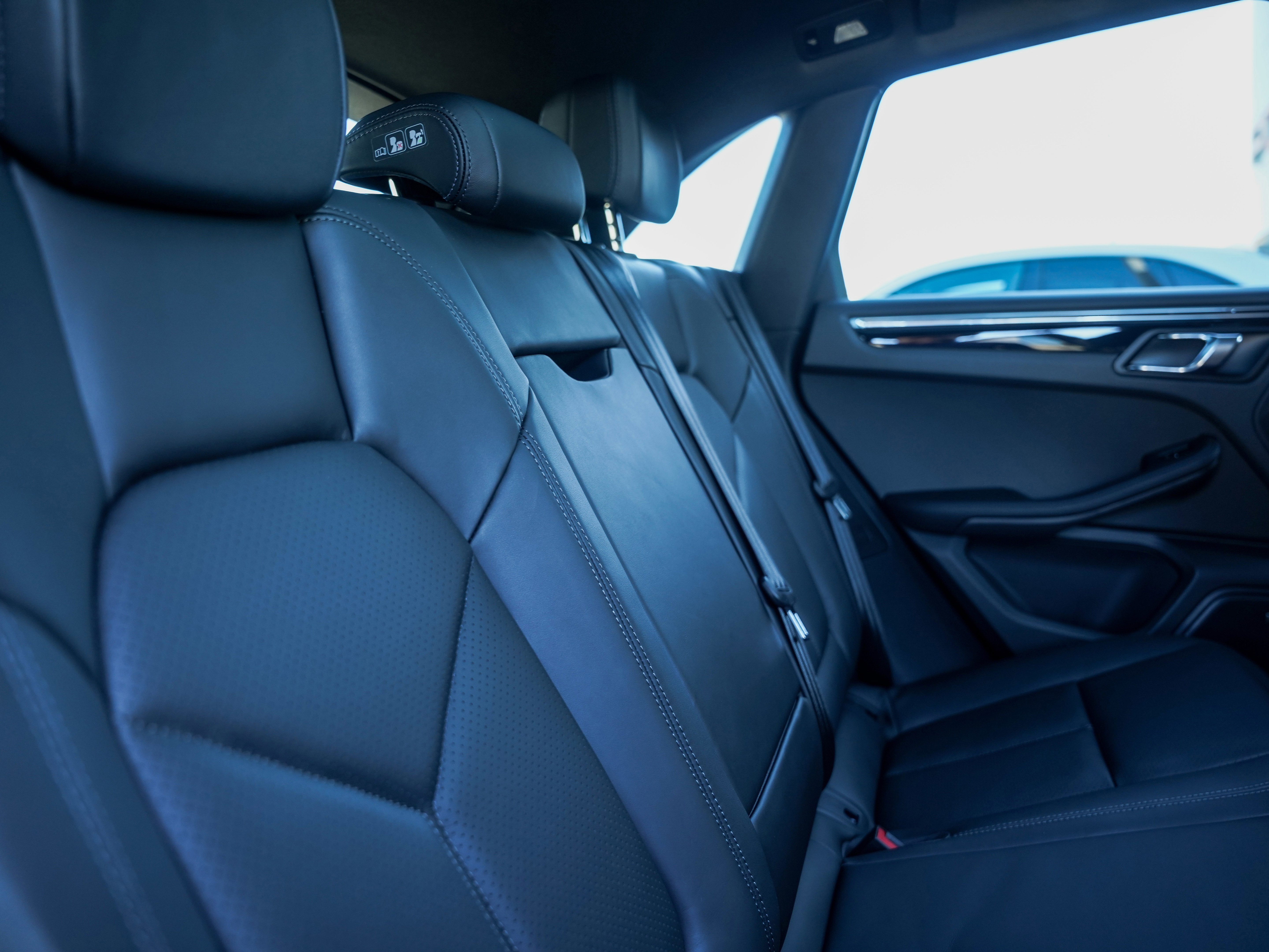 New 2026 Porsche Macan Turbo image 30