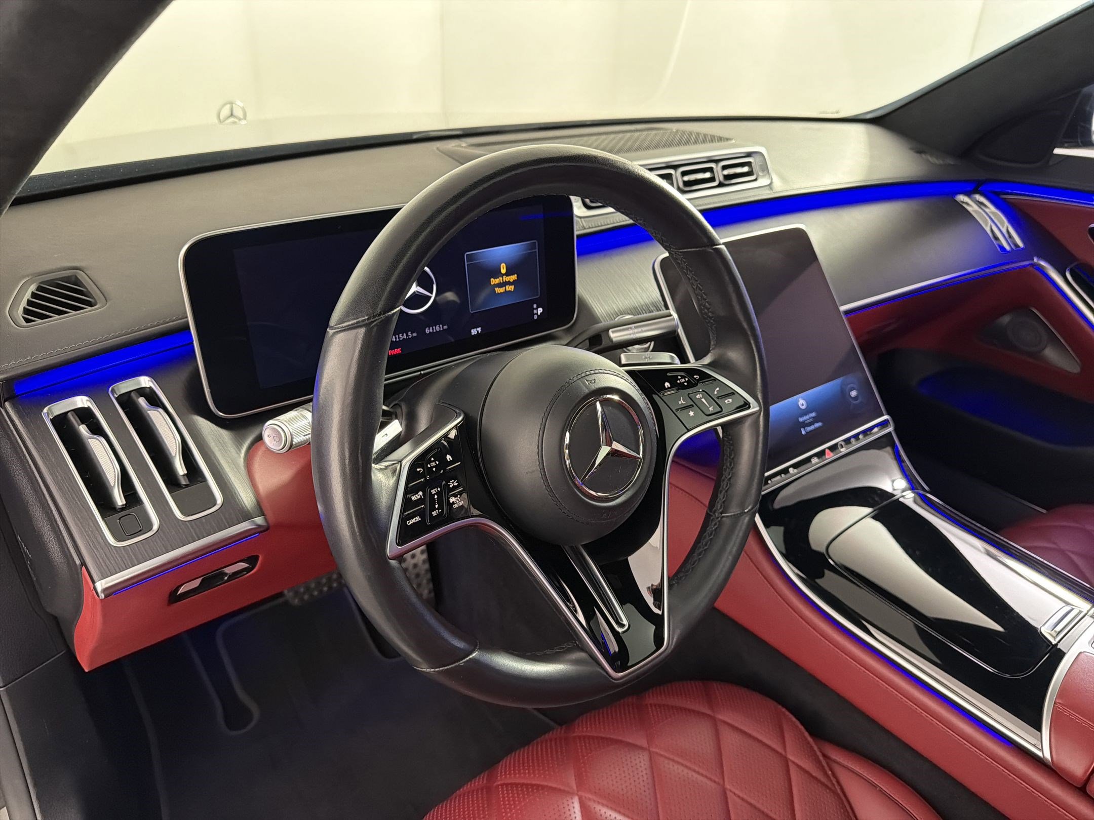 Certified 2022 Mercedes-Benz S 500 4MATIC image 4