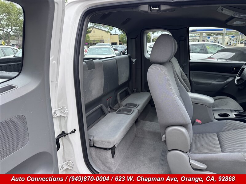Used 2005 Toyota Tacoma 2WD Access Cab image 8