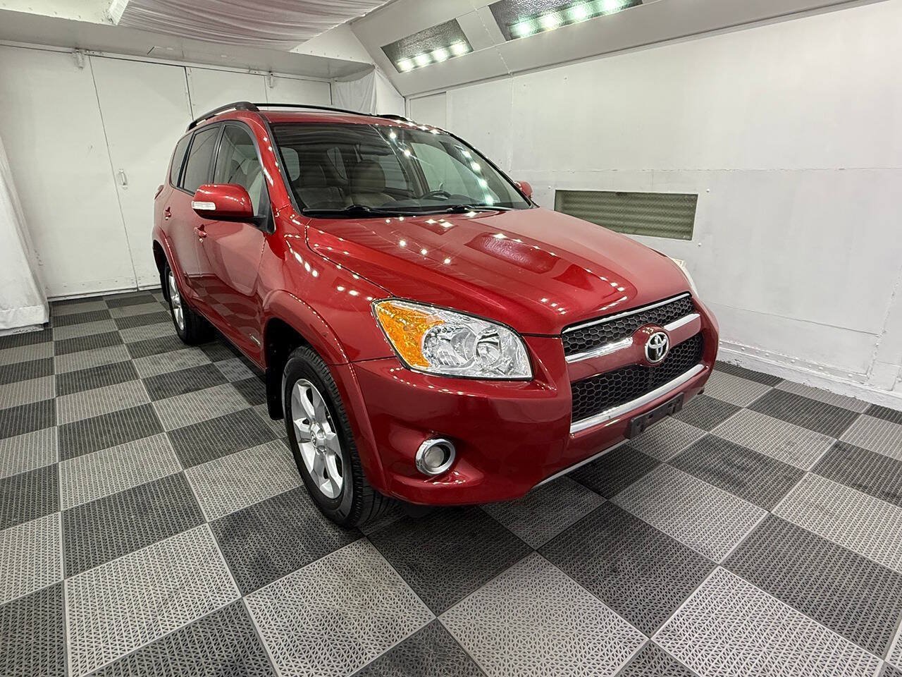 Used 2012 Toyota RAV4 Limited w/ Premium Plus Value Pkg AWD/4WD image 3
