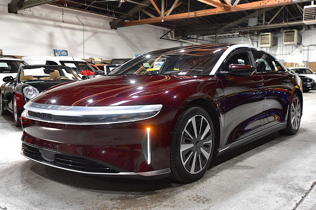 Used 2023 Lucid Air Touring AWD/4WD image 5