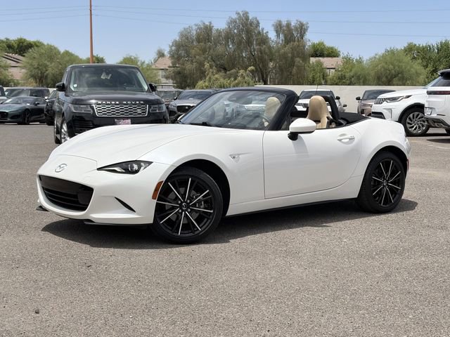 Used 2024 MAZDA MX-5 Miata Grand Touring w/ Weather Package RWD image 2