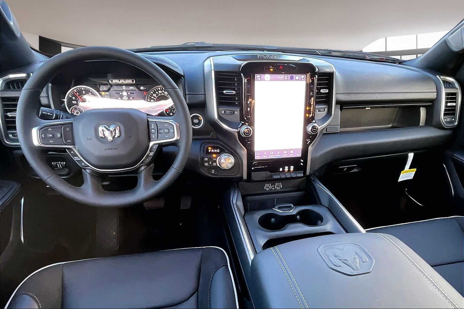 New 2025 RAM 1500 Laramie AWD/4WD image 5
