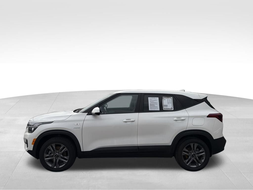 Certified 2023 Kia Seltos LX image 6