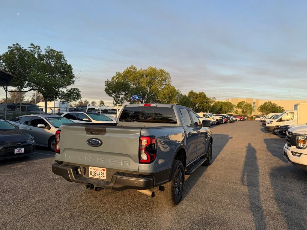 Used 2024 Ford Ranger XLT w/ FX4 Off-Road Package image 3