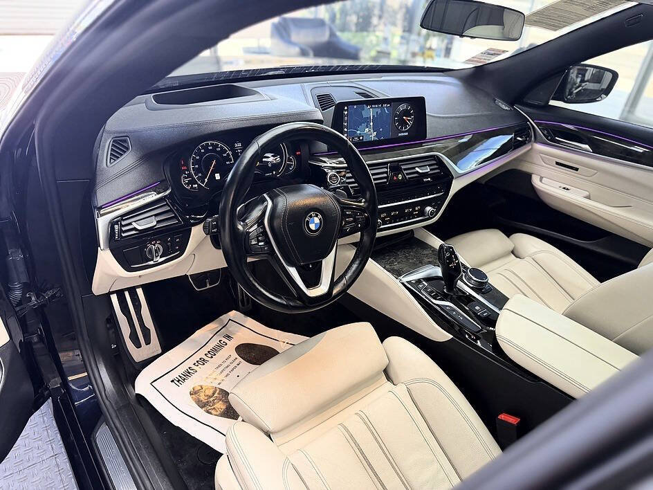 Used 2018 BMW 640i Gran Turismo xDrive AWD/4WD image 4