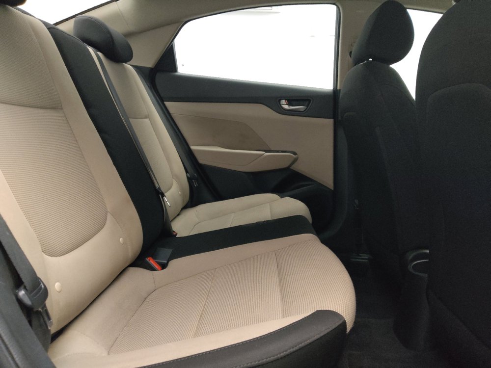 Used 2019 Hyundai Accent SE FWD image 19