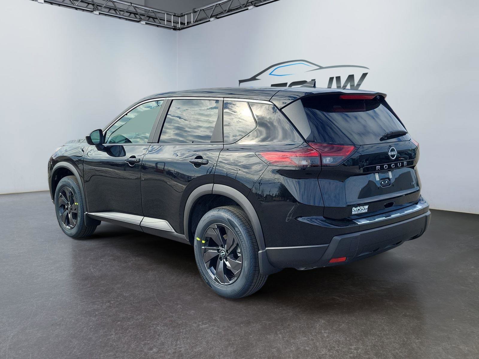 New 2026 Nissan Rogue SV w/ Cold Weather Package image 5