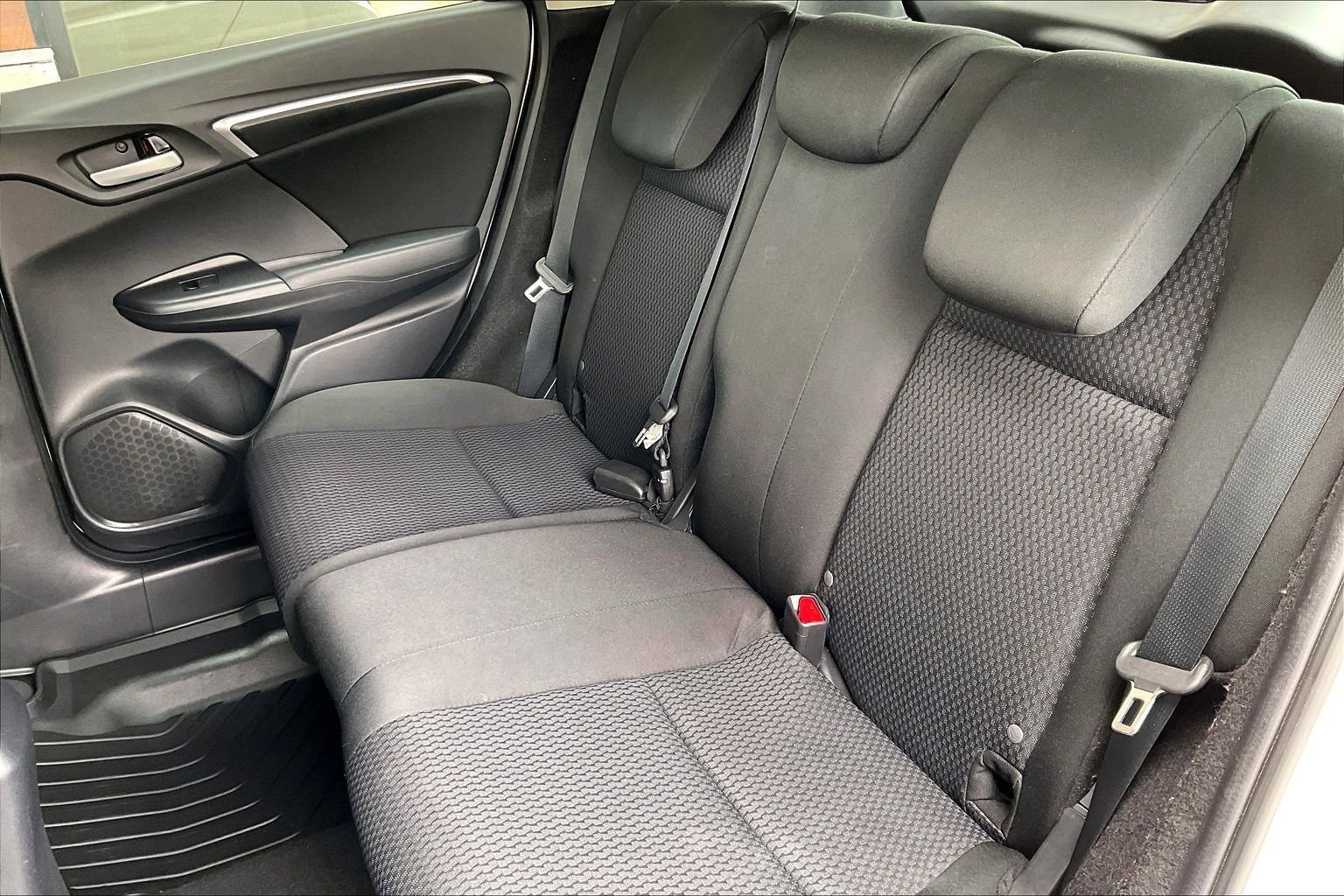 Used 2019 Honda Fit LX image 17