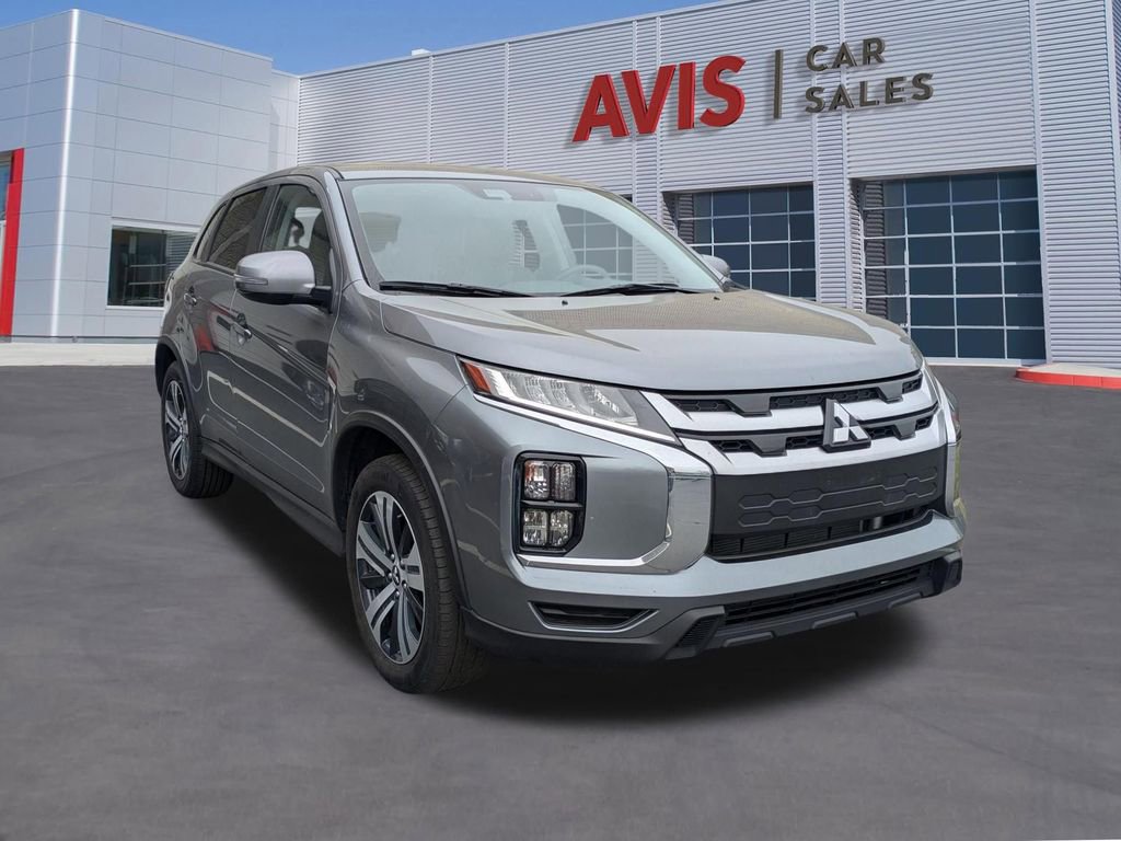 Used 2025 Mitsubishi Outlander Sport SE AWD/4WD image 3