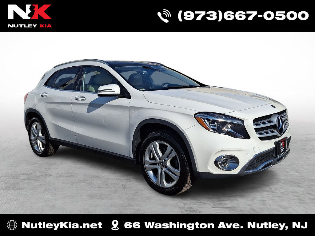 Used 2020 Mercedes-Benz GLA 250 4MATIC w/ Premium Package image 1