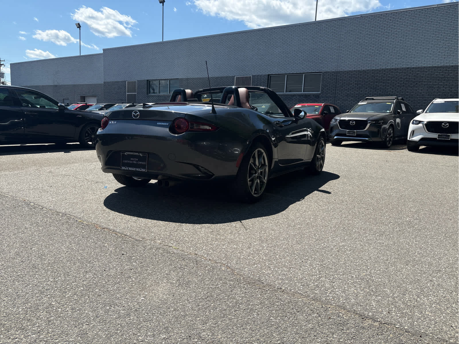 Used 2023 MAZDA MX-5 Miata Grand Touring RWD image 6