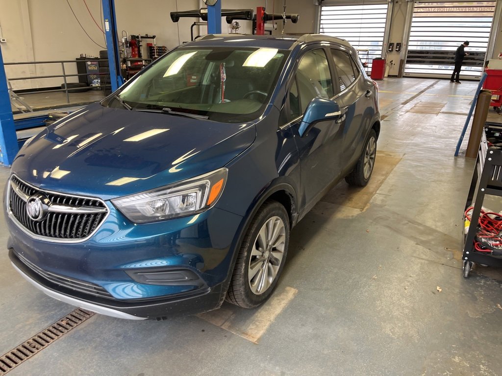 Used 2019 Buick Encore Preferred image 2