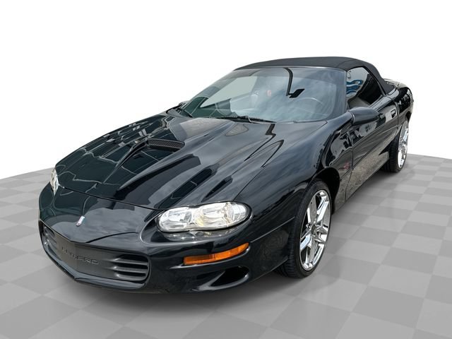Used 2001 Chevrolet Camaro Z28 w/ SS Performance/Appearance Pkg RWD video 1