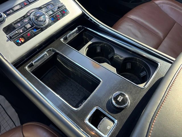 Used 2021 Lincoln Aviator Reserve w/ Equipment Group 201A image 36