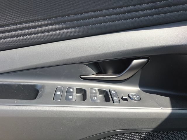 New 2026 Hyundai Elantra SEL FWD image 24