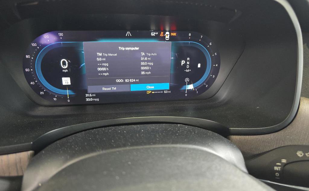 Used 2023 Volvo S90 B6 Plus image 8