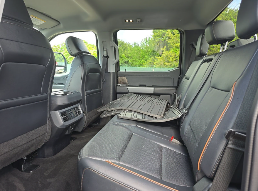 Used 2025 Ford F250 Lariat w/ Chrome Package AWD/4WD image 7