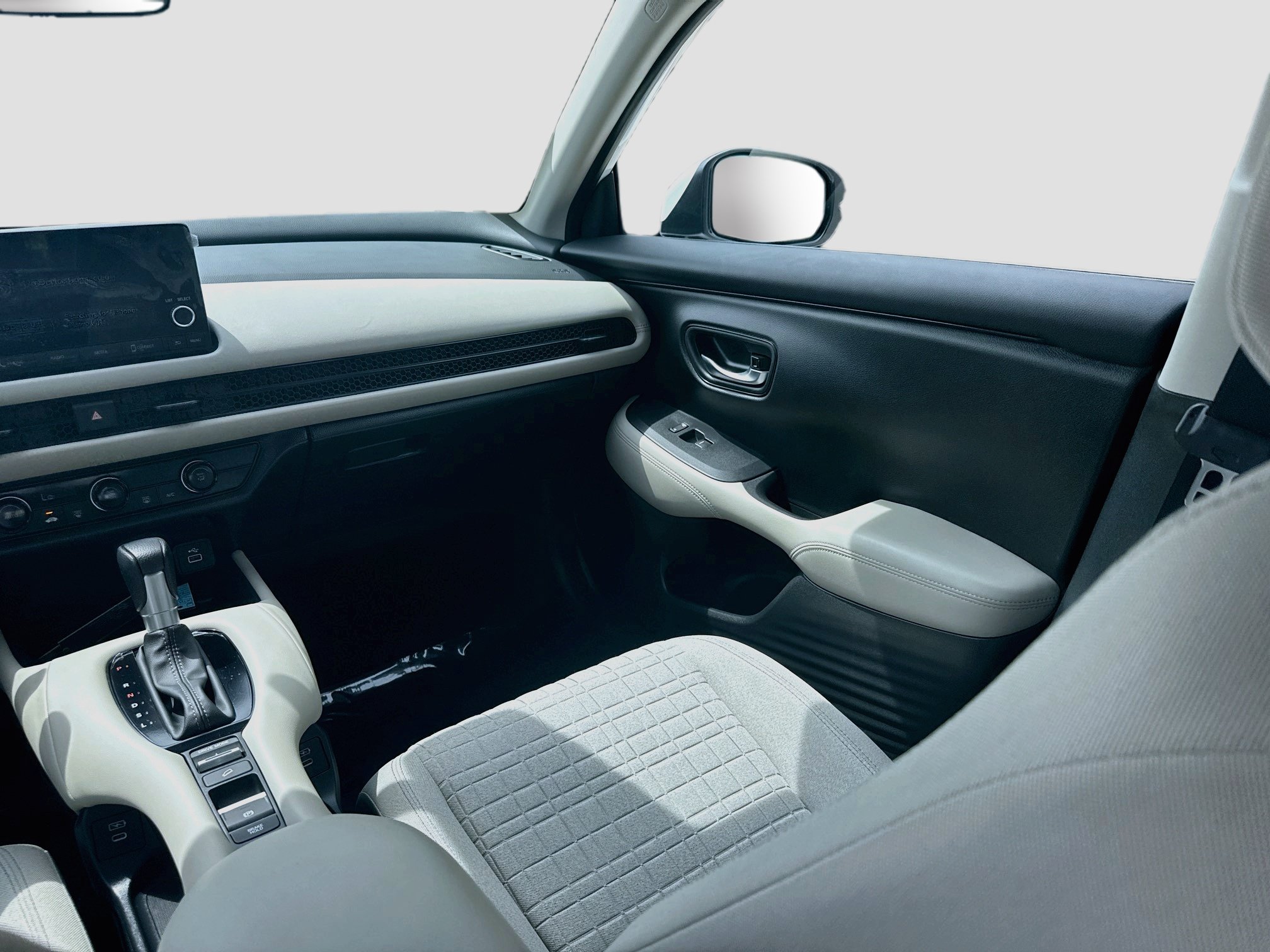 Certified 2025 Honda HR-V LX image 21