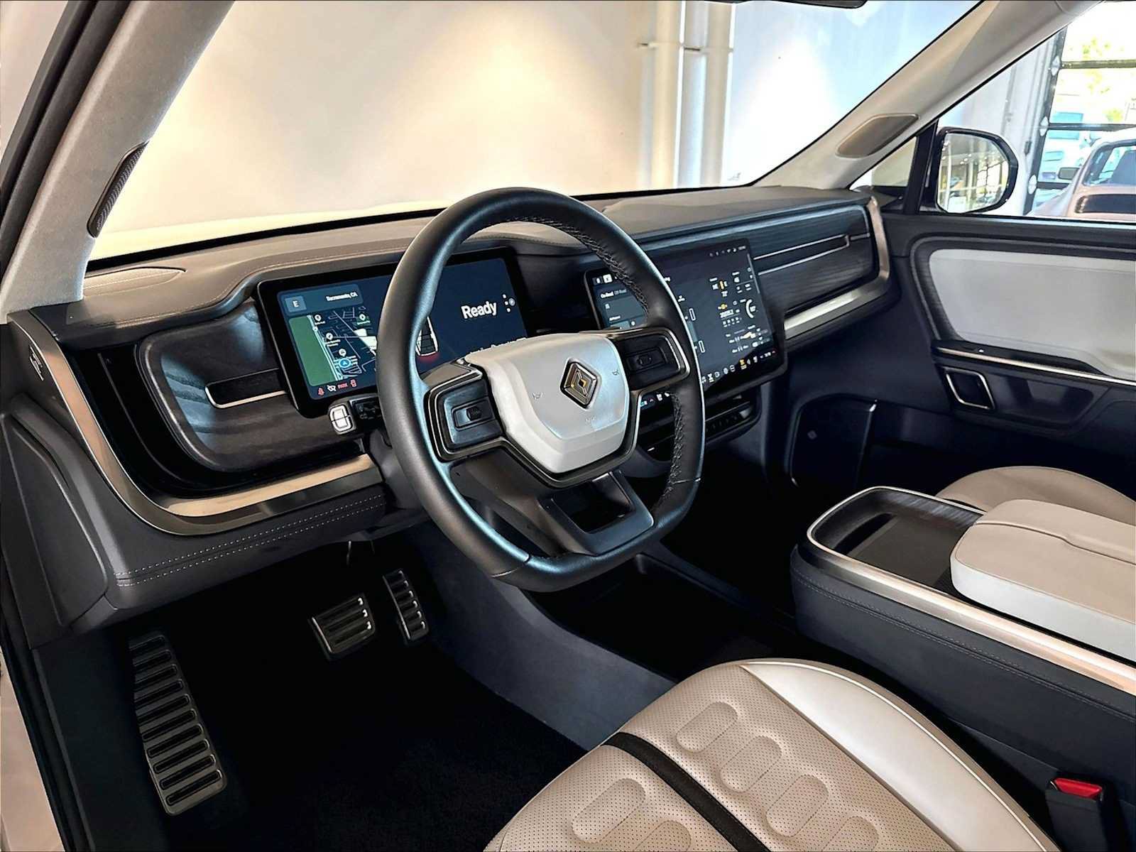 Used 2024 Rivian R1S Adventure Dual AWD/4WD image 8