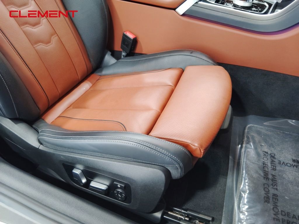 Used 2024 BMW M850i xDrive Convertible image 31