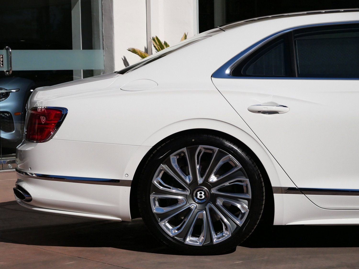 New 2026 Bentley Flying Spur Plug-In Hybrid AWD/4WD image 8